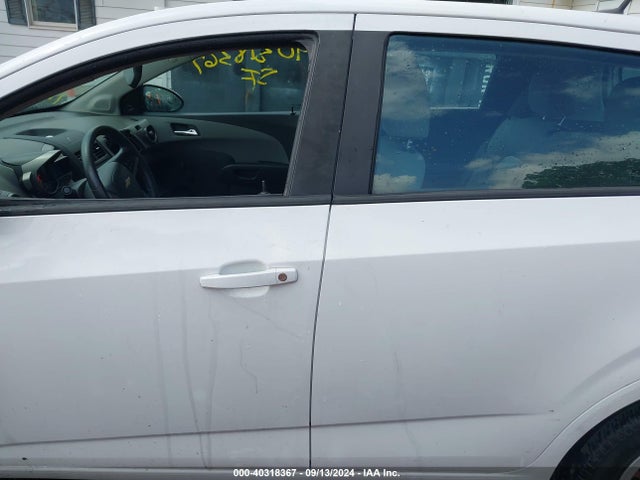 Chevrolet Sonic Ls Auto 2014 1G1JA6SH3E4206039 Image 14