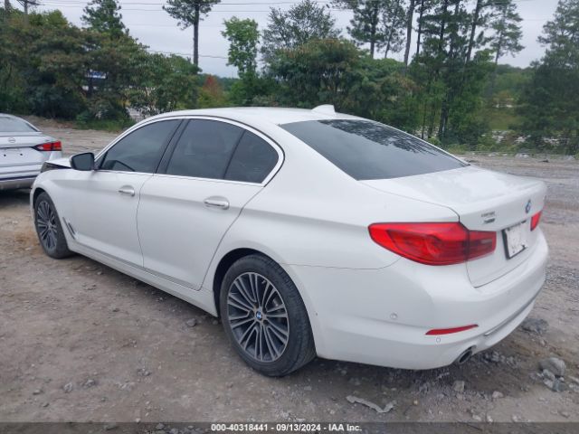 WBAJA7C3XHG903580 BMW 530i Xdrive