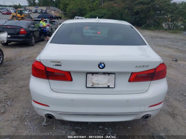 WBAJA7C3XHG903580 BMW 530i Xdrive