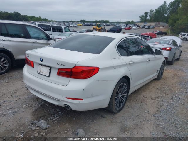 WBAJA7C3XHG903580 BMW 530i Xdrive