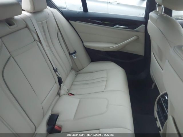 WBAJA7C3XHG903580 BMW 530i Xdrive