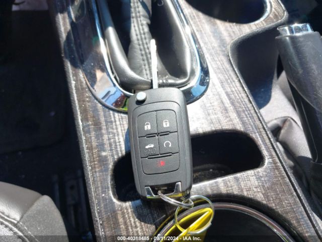 1G11D5SL1FF331360 Chevrolet MALIBU 2LT