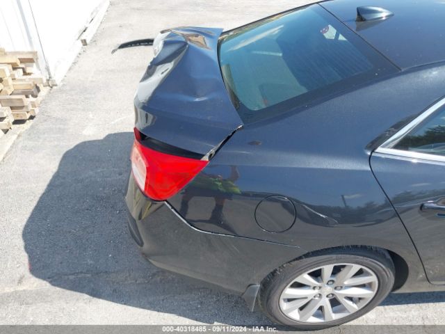 1G11D5SL1FF331360 Chevrolet MALIBU 2LT