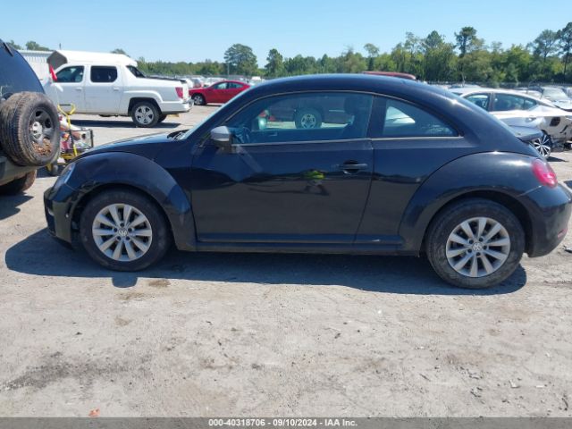 3VWFD7AT7JM717376 Volkswagen Beetle 2.0t Coast/2.0t S