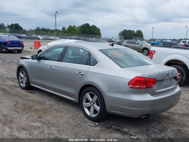 2013 VOLKSWAGEN PASSAT 1VWBP7A35DC107794 Photo 2