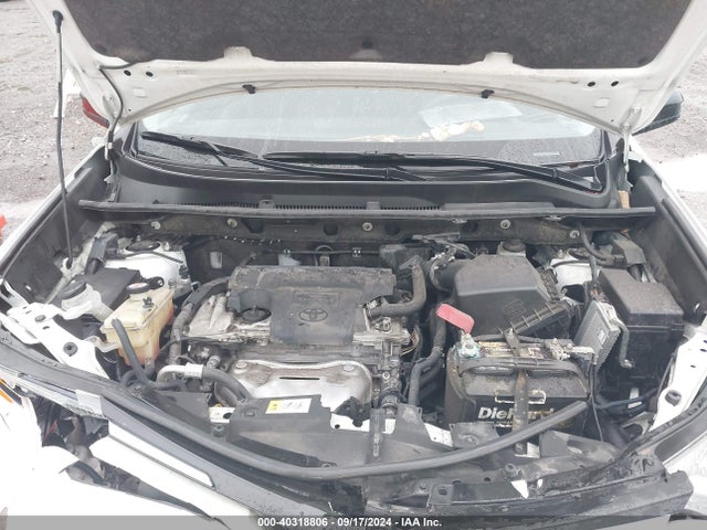 Toyota RAV4 LE 2017 JTMZFREV3HJ716993 Image 10
