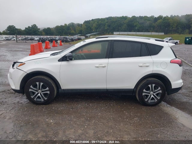 Toyota RAV4 LE 2017 JTMZFREV3HJ716993 Image 14