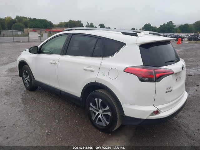 Toyota RAV4 LE 2017 JTMZFREV3HJ716993 Image 3