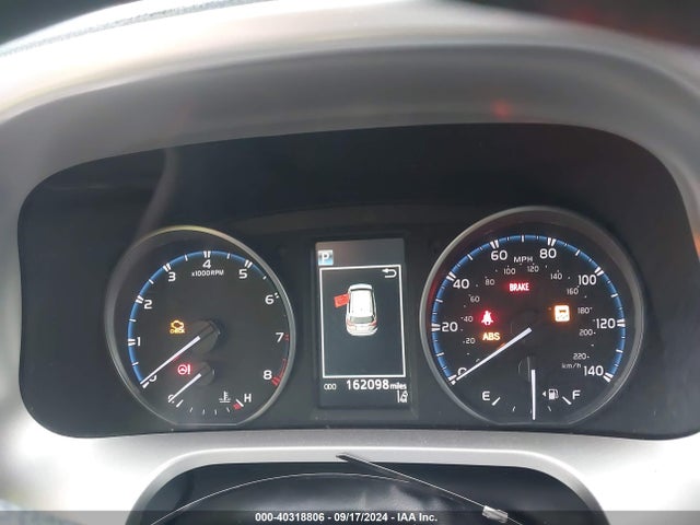 Toyota RAV4 LE 2017 JTMZFREV3HJ716993 Image 7