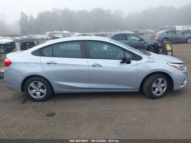 Chevrolet Cruze Ls Auto 2017 1G1BC5SM3H7241477 Image 13