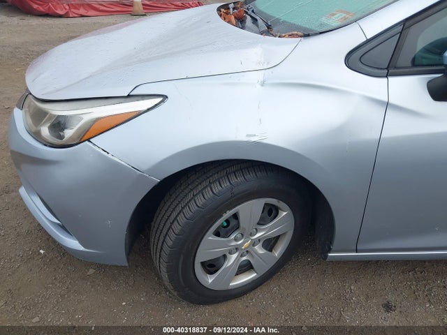 Chevrolet Cruze Ls Auto 2017 1G1BC5SM3H7241477 Image 17