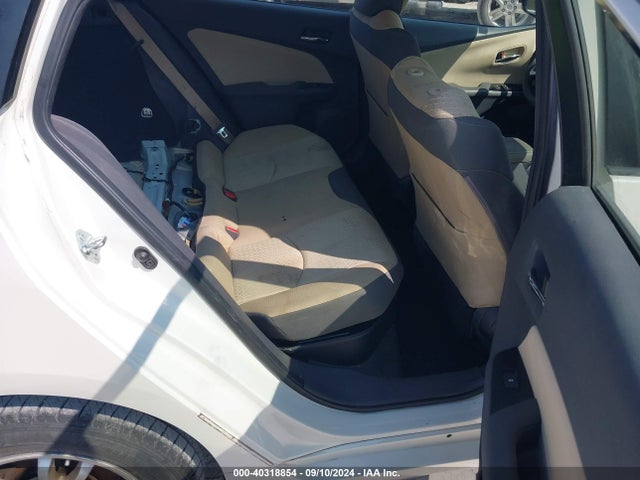 Toyota Prius Two Eco 2016 JTDKARFU6G3507028 Image 8