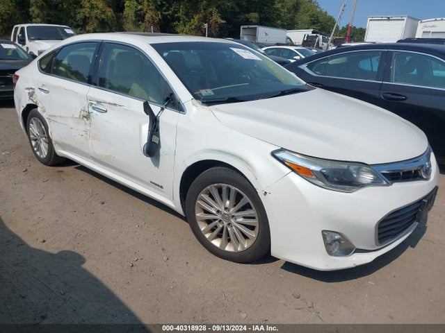 2014 4T1BD1EB0EU035209 main image