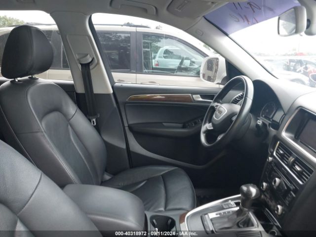 WA1CFAFP4FA042643 Audi Q5 2.0t Premium