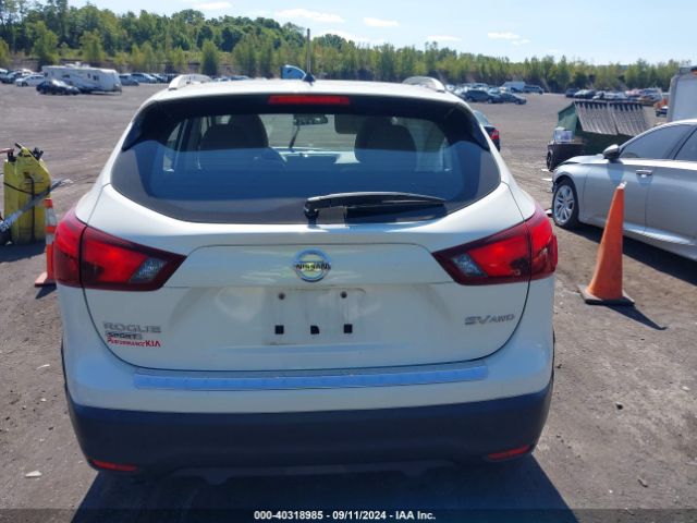 JN1BJ1CR1JW293771 Nissan Rogue Sport Sv