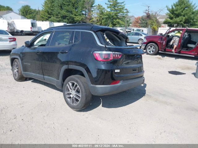 3C4NJCBB5JT499885 Jeep Compass Sun And Wheel Fwd