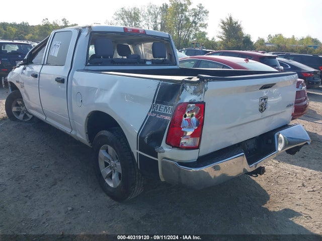 1C6RR7KT9KS599136 RAM 1500 Classic Tradesman  4x4 5'7 Box
