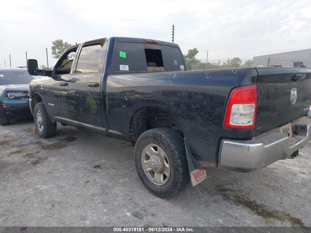 3C6UR5CL5NG323352 RAM 2500 Tradesman  4x4 6'4 Box