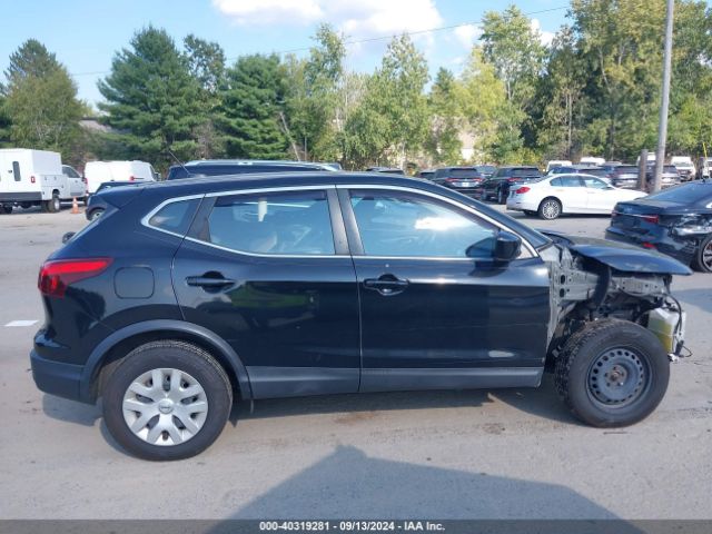 JN1BJ1CR2JW256292 Nissan Rogue Sport S