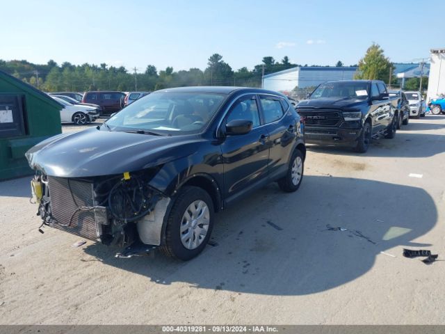 JN1BJ1CR2JW256292 Nissan Rogue Sport S