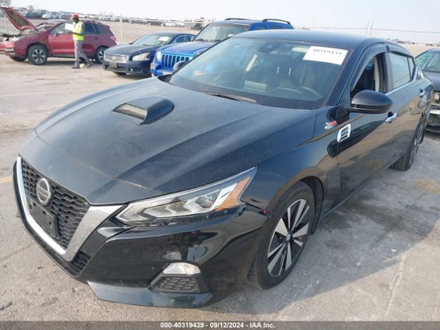 1N4BL4DW7MN327466 Nissan Altima Sv Intelligent Awd