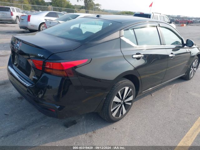 1N4BL4DW7MN327466 Nissan Altima Sv Intelligent Awd