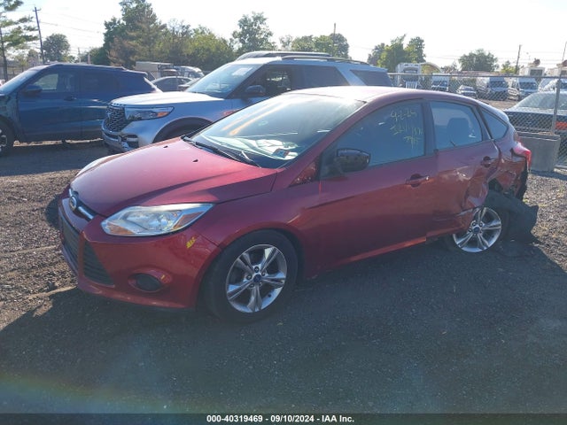 Ford FOCUS SE 2014 1FADP3K28EL146848 Image 2