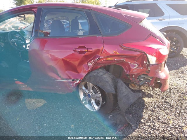 Ford FOCUS SE 2014 1FADP3K28EL146848 Image 6