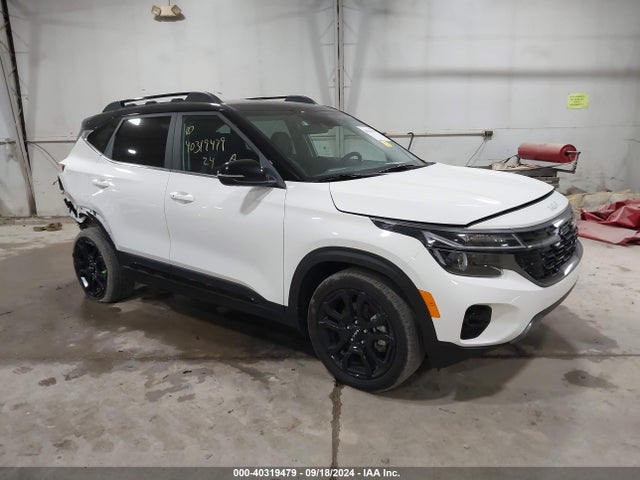KIA Seltos X-line 2024 KNDEUCA74R7522089 Image 1