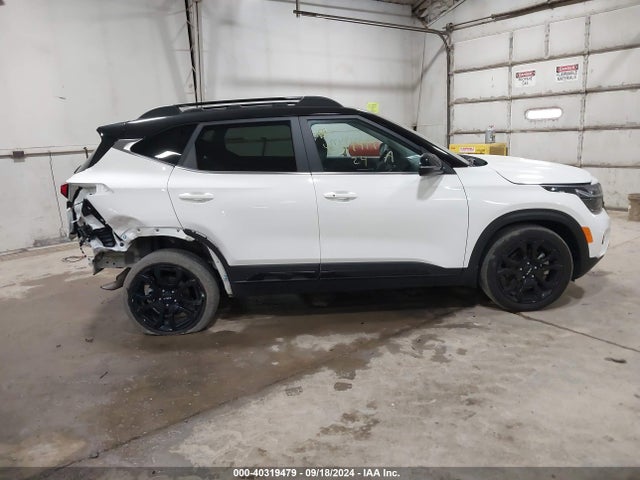 KIA Seltos X-line 2024 KNDEUCA74R7522089 Image 14