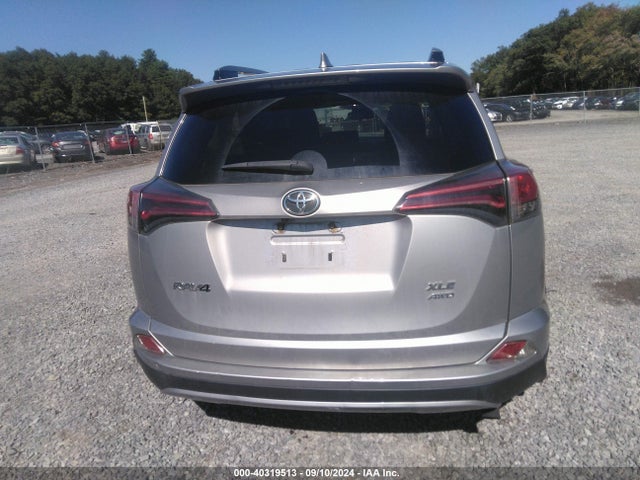 Toyota Rav4 Xle 2018 JTMRFREV0JJ202931 Image 16