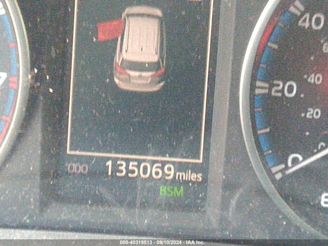 Toyota Rav4 Xle 2018 JTMRFREV0JJ202931 Image 7