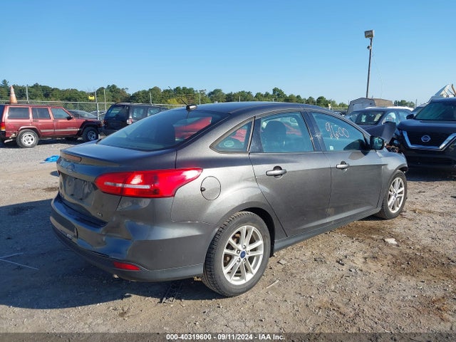 Ford FOCUS SE 2016 1FADP3F21GL292358 Image 4