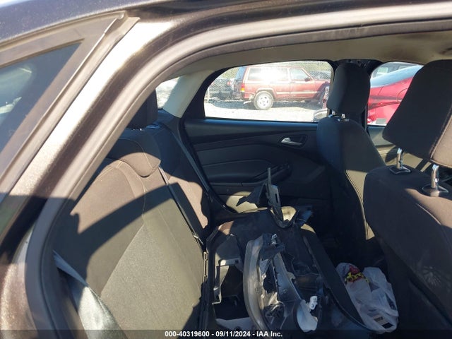 Ford FOCUS SE 2016 1FADP3F21GL292358 Image 8