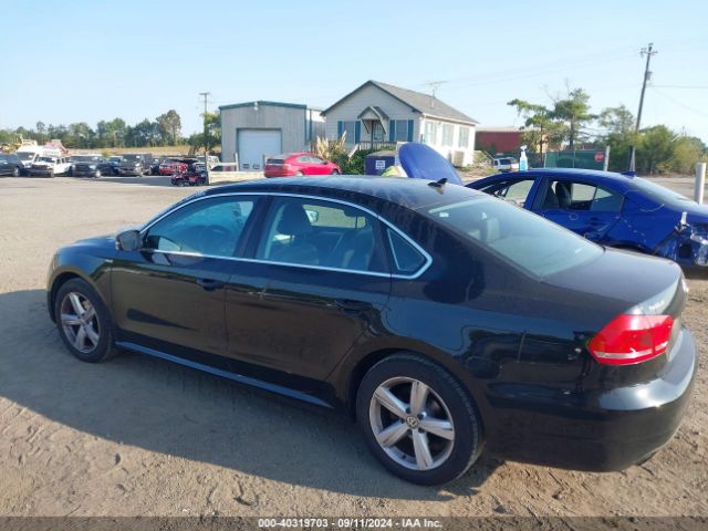 1VWAT7A3XEC038593 Volkswagen Passat 1.8t Wolfsburg Edition