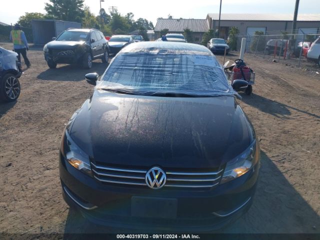 1VWAT7A3XEC038593 Volkswagen Passat 1.8t Wolfsburg Edition
