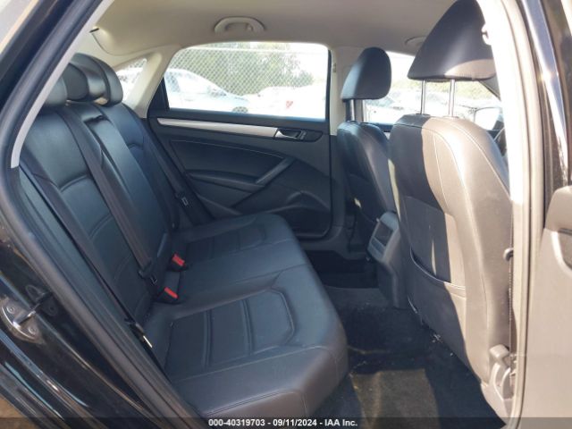 1VWAT7A3XEC038593 Volkswagen Passat 1.8t Wolfsburg Edition
