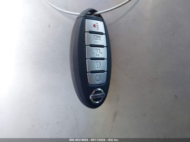 KNMAT2MT6JP588250 Nissan ROGUE SV