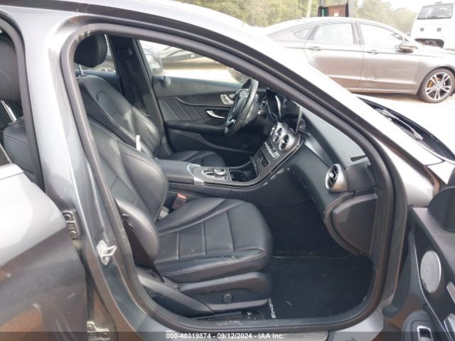 W1KWF8DB9MR615897 Mercedes-Benz C 300 Sedan