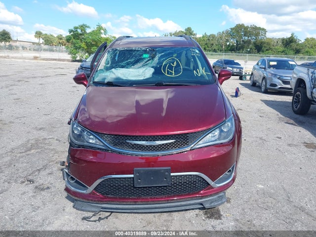 2C4RC1FG0JR234445 Chrysler Pacifica Touring Plus