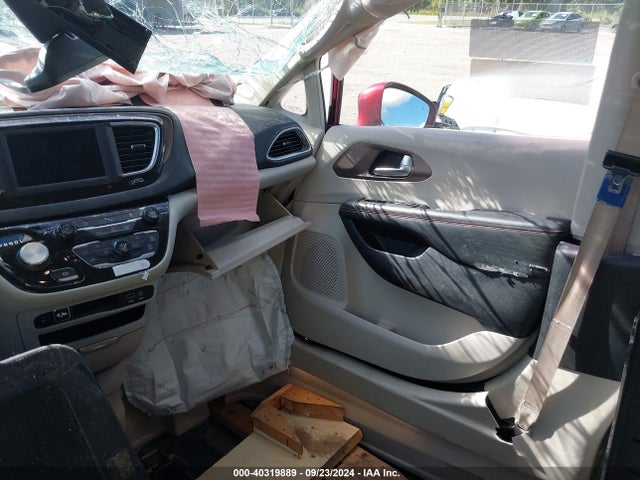 2C4RC1FG0JR234445 Chrysler Pacifica Touring Plus