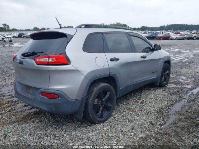 1C4PJLAB0GW329964 Jeep Cherokee Altitude