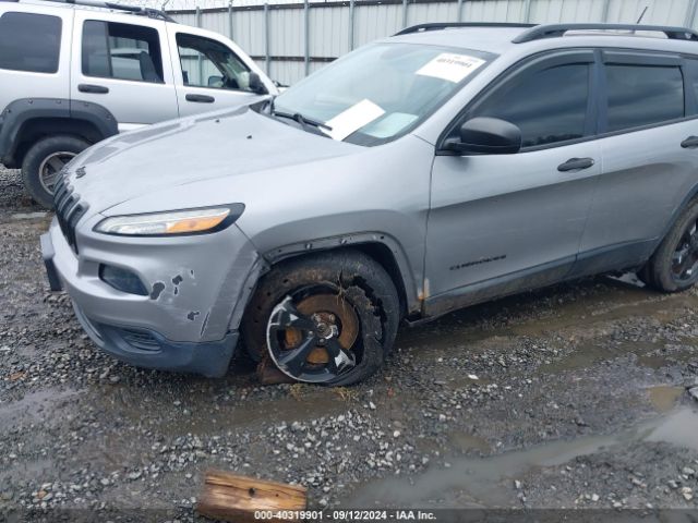 1C4PJLAB0GW329964 Jeep Cherokee Altitude