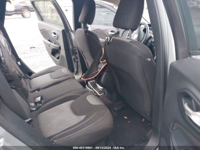 1C4PJLAB0GW329964 Jeep Cherokee Altitude