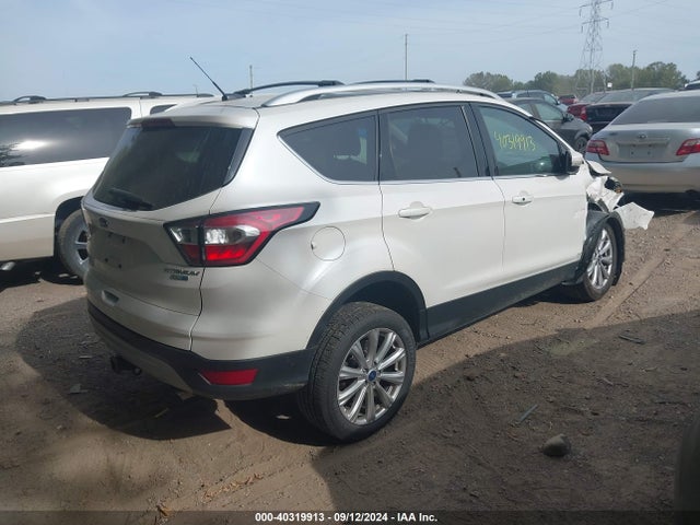 1FMCU9J99HUD79244 Ford Escape Titanium