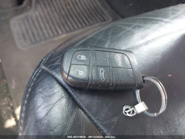 2C3CCAAG3EH289355 Chrysler 300