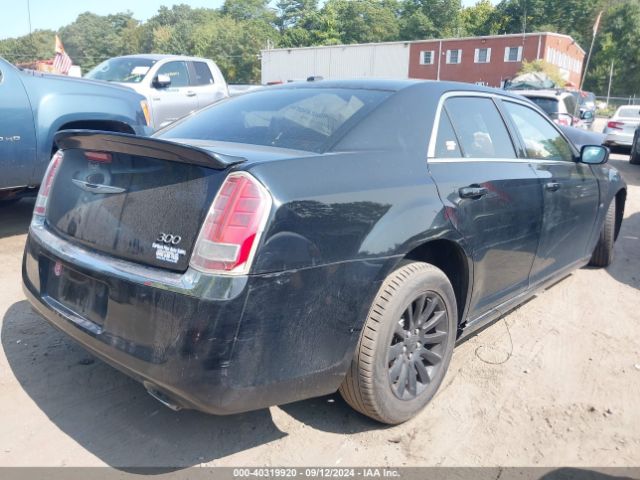 2C3CCAAG3EH289355 Chrysler 300