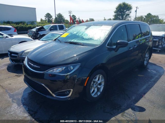 2C4RC1FG7KR686054 Chrysler Pacifica Touring Plus