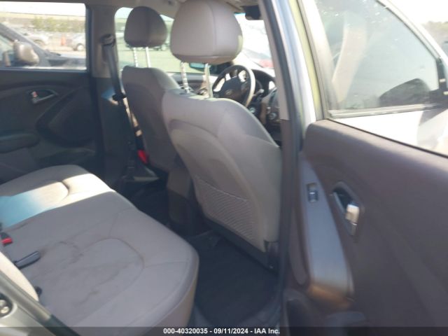 KM8JTCAF9FU038758 Hyundai TUCSON GLS