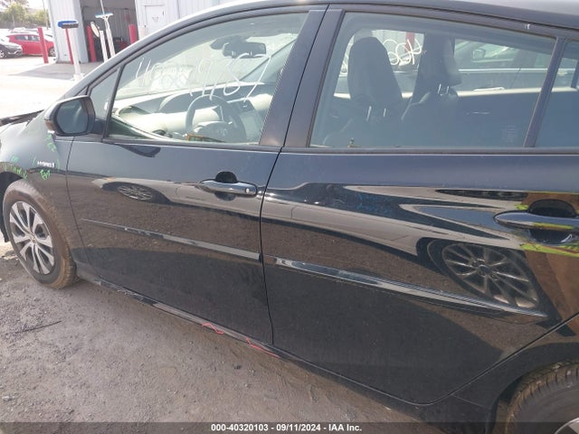 Toyota Prius Xle Awd-e 2021 JTDL9MFU4M3022978 Image 15